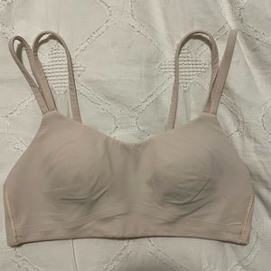lululemon like a cloud bra - size 4